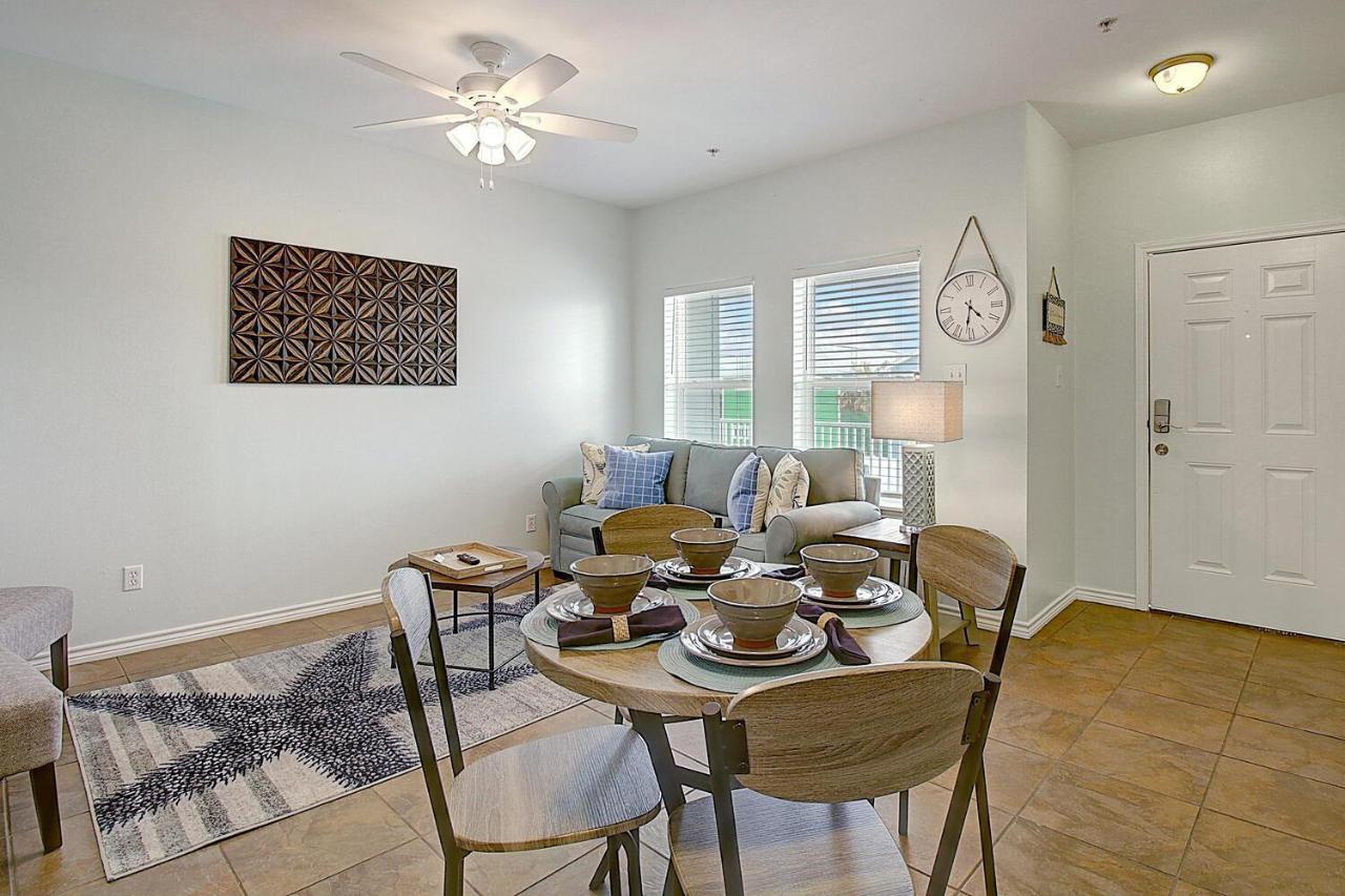 Shorts Story Apartment Port Aransas Exterior photo