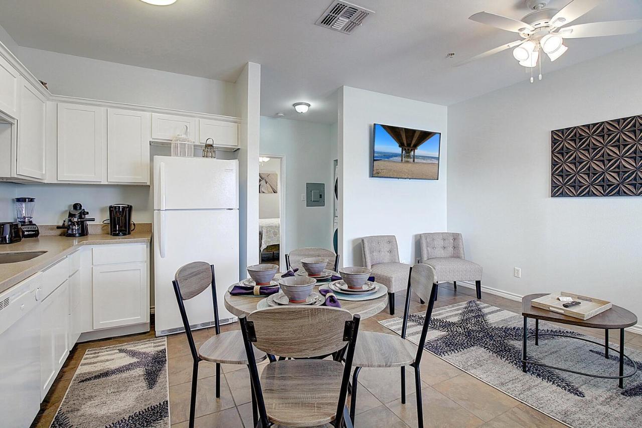 Shorts Story Apartment Port Aransas Exterior photo