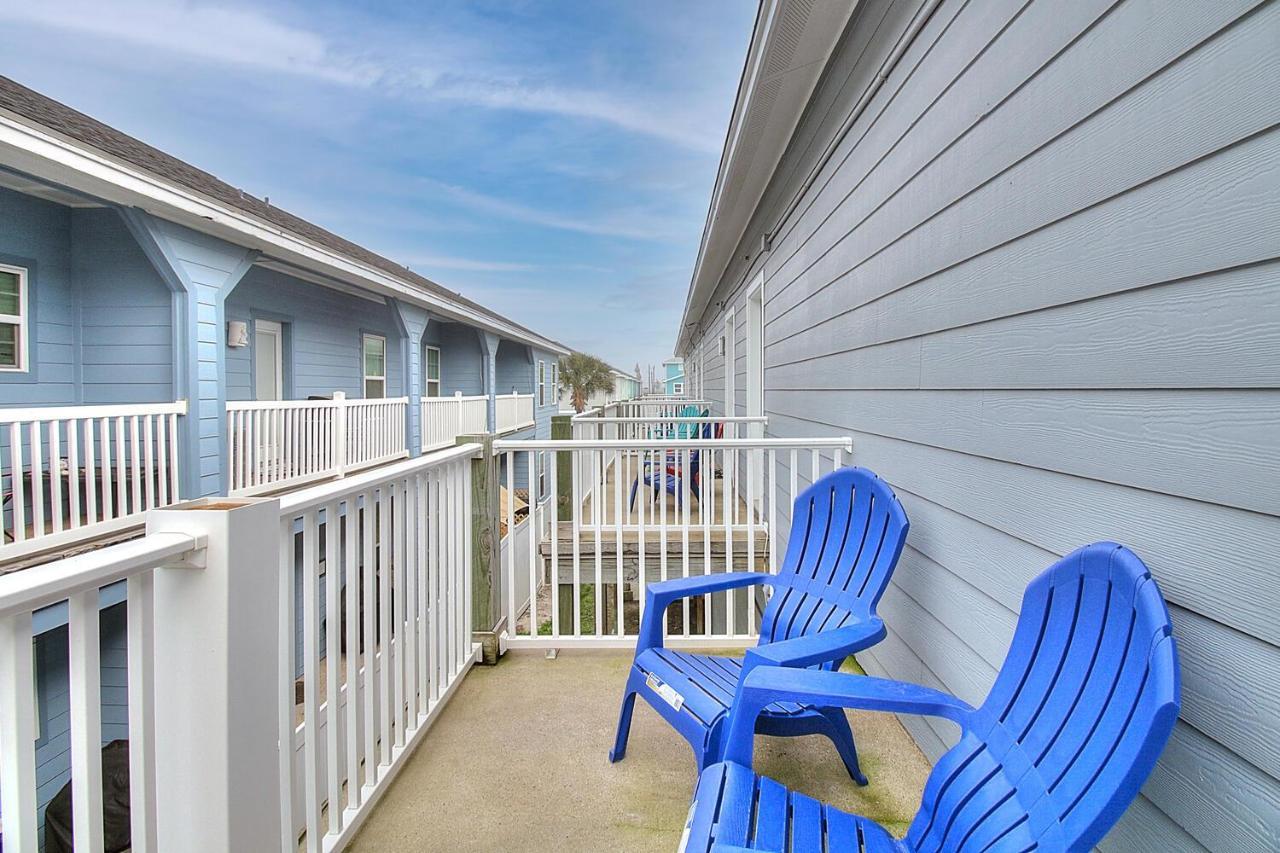 Shorts Story Apartment Port Aransas Exterior photo