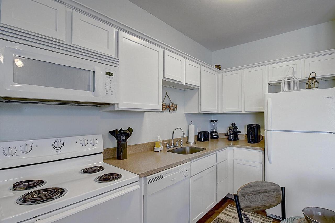 Shorts Story Apartment Port Aransas Exterior photo
